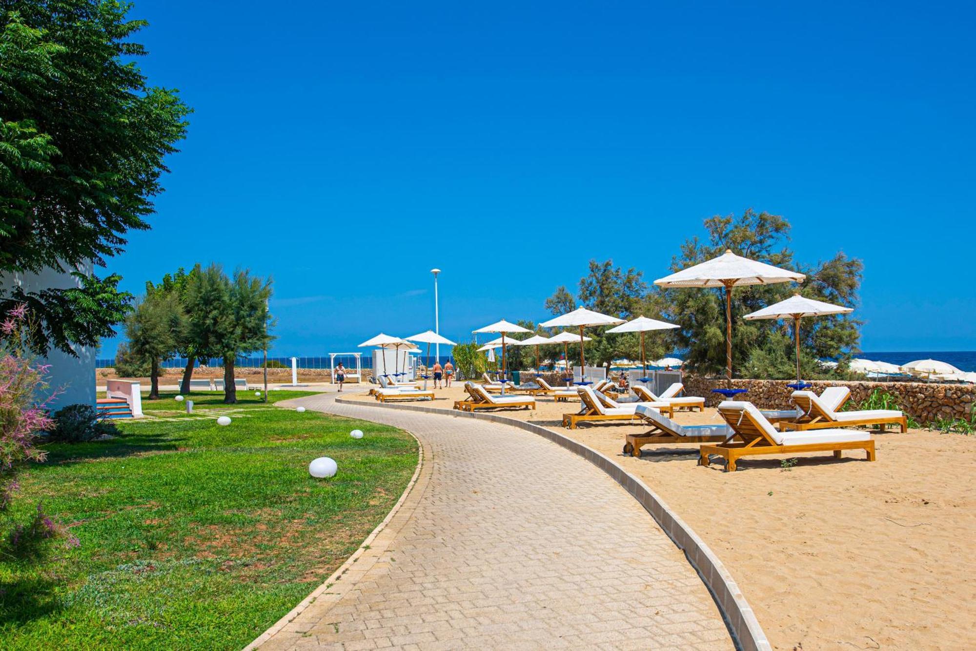 Pietrablu Resort & Spa - Cdshotels Polignano a Mare Esterno foto